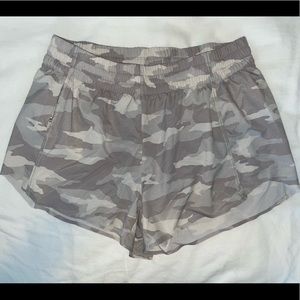 Athleta gray camo shorts